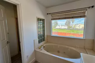206 Meadow Creek Ct, Oakley, CA 94561 - Photo 34