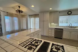206 Meadow Creek Ct, Oakley, CA 94561 - Photo 10