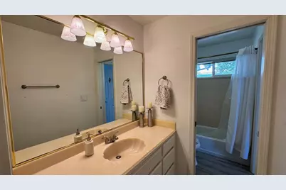 206 Meadow Creek Ct, Oakley, CA 94561 - Photo 18