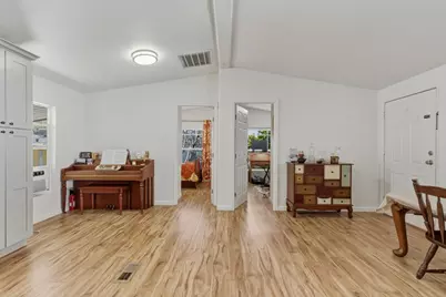 2900 Fairview Rd 20, Hollister, CA 95023 - Photo 14