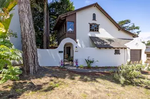 677 Taylor St, Monterey, CA 93940 - Photo 2