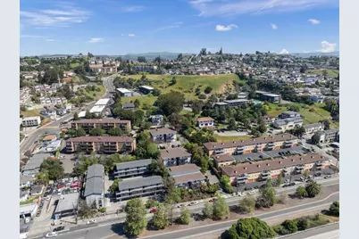 16424 Foothill Blvd, Castro Valley, CA 94578 - Photo 20