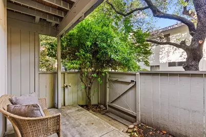 905 Apricot Ave G, Campbell, CA 95008 - Photo 32