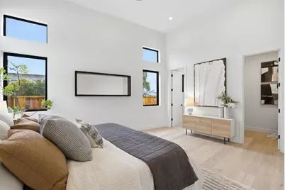 702 Ellsworth Pl, Palo Alto, CA 94306 - Photo 16