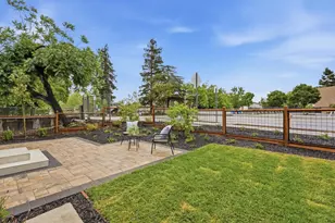 702 Ellsworth Pl, Palo Alto, CA 94306 - Photo 30