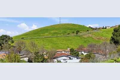 3115 Heather Ridge Dr, San Jose, CA 95136 - Photo 2