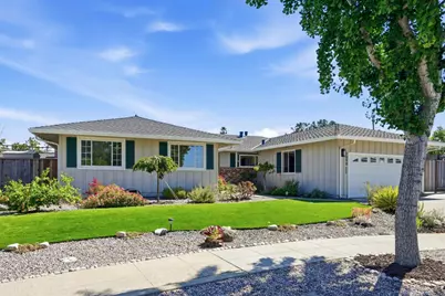 1090 Celilo Dr, Sunnyvale, CA 94087 - Photo 40
