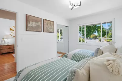 1090 Celilo Dr, Sunnyvale, CA 94087 - Photo 30