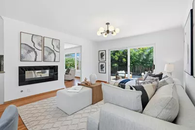 1090 Celilo Dr, Sunnyvale, CA 94087 - Photo 10