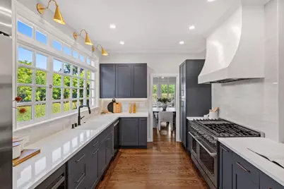 420 W Poplar Ave, San Mateo, CA 94402 - Photo 8