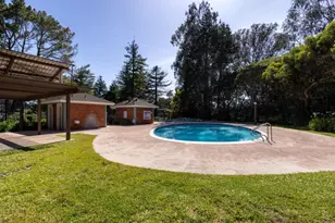 1135 Callas Ln 2, Capitola, CA 95010 - Photo 14