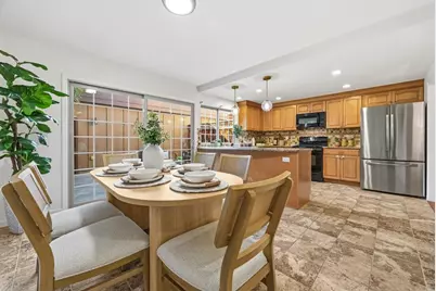 2354 Bear Valley Ln, San Jose, CA 95133 - Photo 10