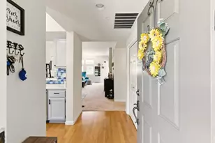 633 Swallowtail Ct, Brisbane, CA 94005 - Photo 1