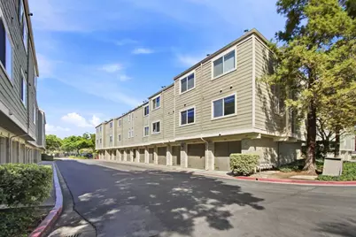2035 Castlebury Dr, San Jose, CA 95116 - Photo 24