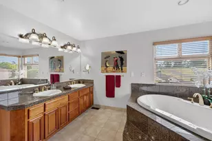 13140 Heritage Cir, Royal Oaks, CA 95076 - Photo 36