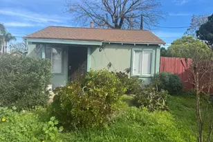 322 Poplar Ave, Manteca, CA 95336 - Photo 1
