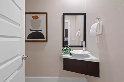 1315 Venturi Dr 2, San Jose, CA 95132 - Photo 32