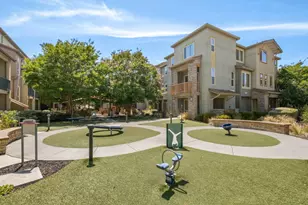 1315 Venturi Dr 2, San Jose, CA 95132 - Photo 8