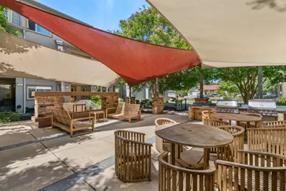 1315 Venturi Dr 2, San Jose, CA 95132 - Photo 44