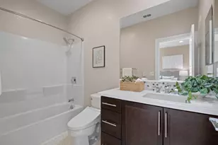 1315 Venturi Dr 2, San Jose, CA 95132 - Photo 34