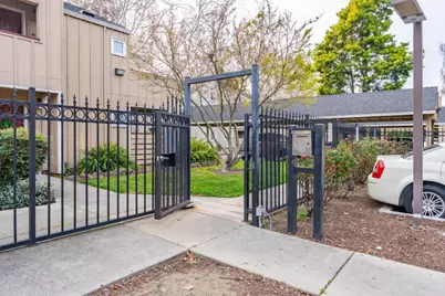 15 Monte Verano Ct, San Jose, CA 95116 - Photo 24