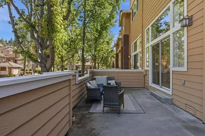 553 Mill River Ln, San Jose, CA 95134 - Photo 32