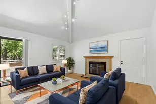 5689 Makati Cir H, San Jose, CA 95123 - Photo 2