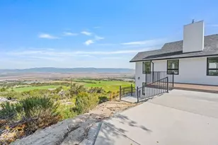 228 Pine Canyon Rd, Salinas, CA 93908 - Photo 48