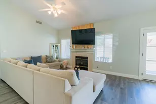 656 Grape Ct, Los Banos, CA 93635 - Photo 6