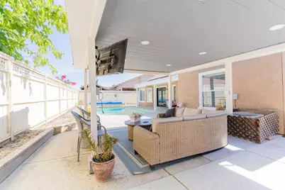 656 Grape Ct, Los Banos, CA 93635 - Photo 48