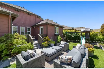 146 Elderberry, Brisbane, CA 94005 - Photo 32