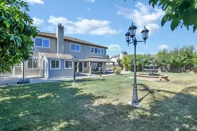 1073 Stillspring Dr, Vacaville, CA 95687 - Photo 44