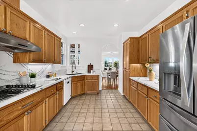 232 Overlook Ter, Hercules, CA 94547 - Photo 12