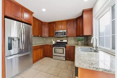 1425 Blackstone Ave, San Jose, CA 95118 - Photo 10