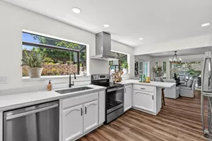 17115 Holiday Dr, Morgan Hill, CA 95037 - Photo 18