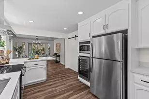 17115 Holiday Dr, Morgan Hill, CA 95037 - Photo 18