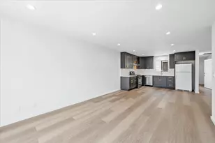 1630 Oakdale Ave, San Francisco, CA 94124 - Photo 48