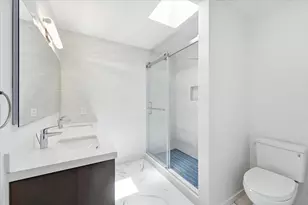 1630 Oakdale Ave, San Francisco, CA 94124 - Photo 52