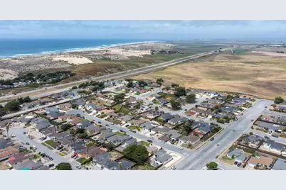 128 Brookside Pl, Marina, CA 93933 - Photo 40