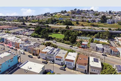 16 Moneta Ct, San Francisco, CA 94112 - Photo 30