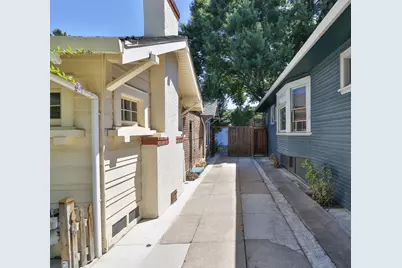 272 S 12th St, San Jose, CA 95112 - Photo 24