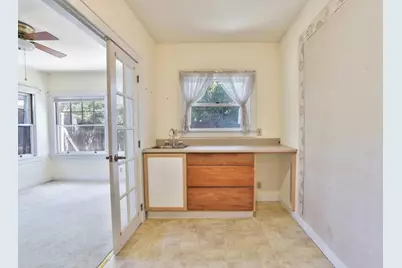 272 S 12th St, San Jose, CA 95112 - Photo 16