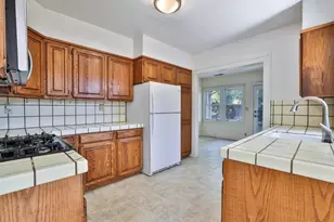 272 S 12th St, San Jose, CA 95112 - Photo 6