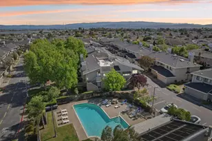 145 Albacore Ln, Foster City, CA 94404 - Photo 28