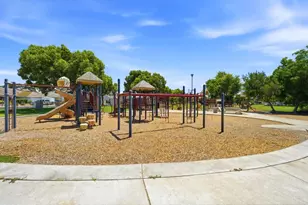 1971 Crutchfield Ln, Manteca, CA 95336 - Photo 34