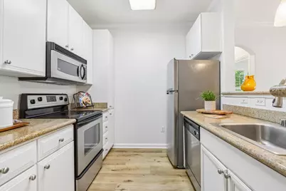 801 S Winchester Blvd 1204, San Jose, CA 95128 - Photo 6