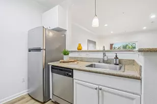 801 S Winchester Blvd 1204, San Jose, CA 95128 - Photo 8