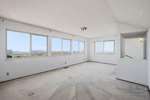 10 Hillview Ct, San Francisco, CA 94124 - Photo 28