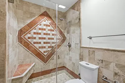 10 Hillview Ct, San Francisco, CA 94124 - Photo 20