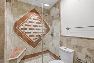 10 Hillview Ct, San Francisco, CA 94124 - Photo 20